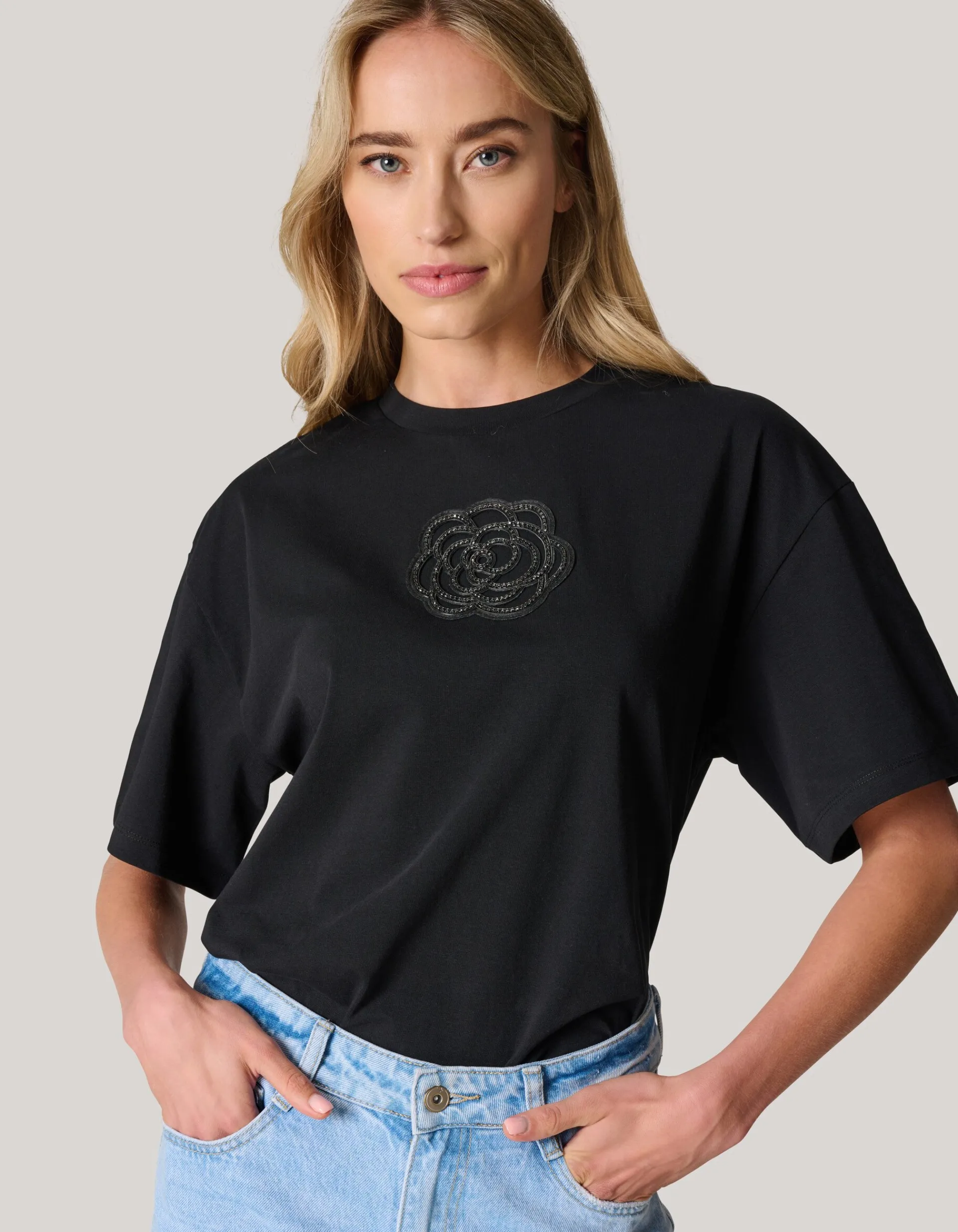 Shoeby Artwork Strass T-shirt Zwart<DAMES T-Shirts