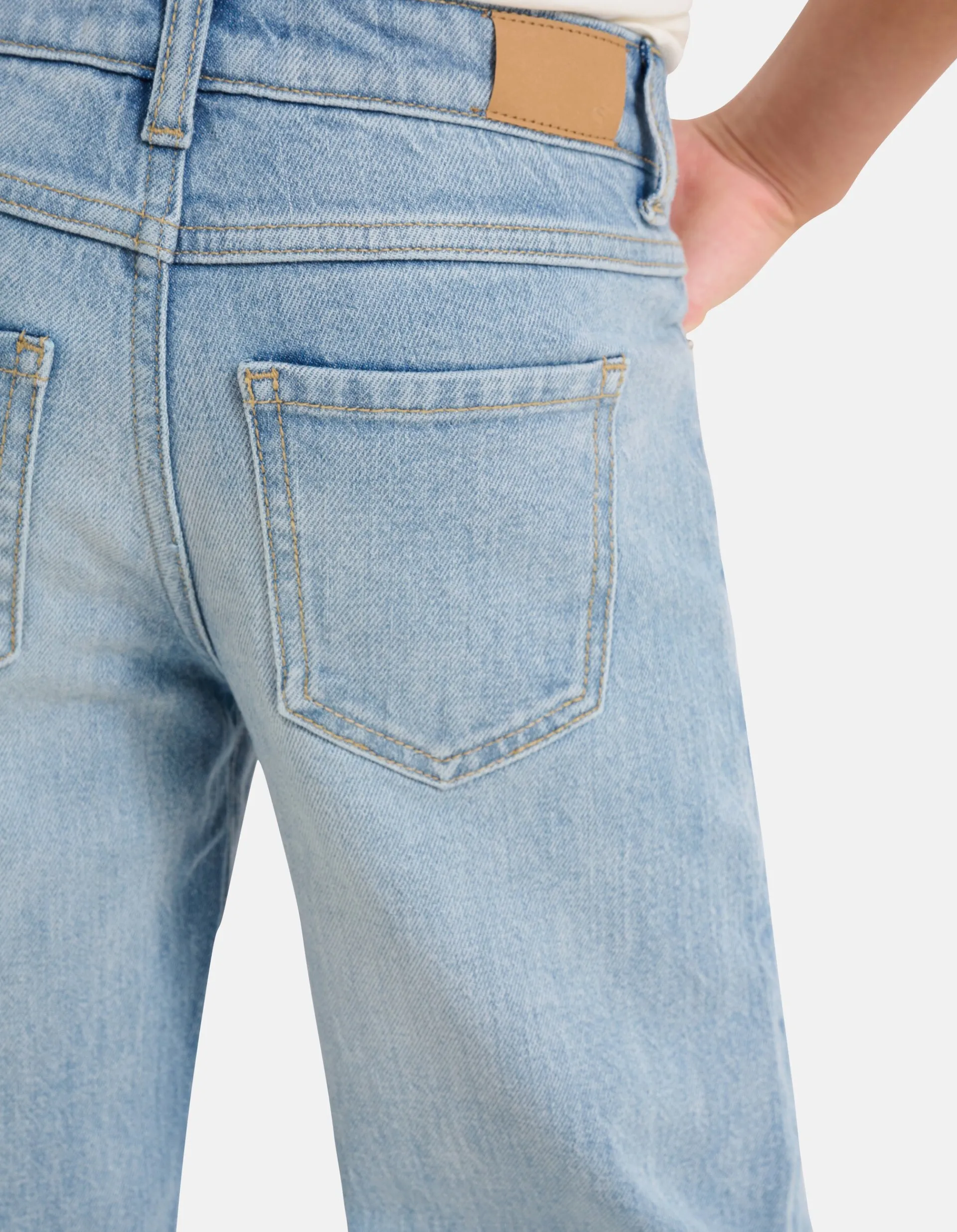 Shoeby Destroyed Straight Leg Jeans< Jeans