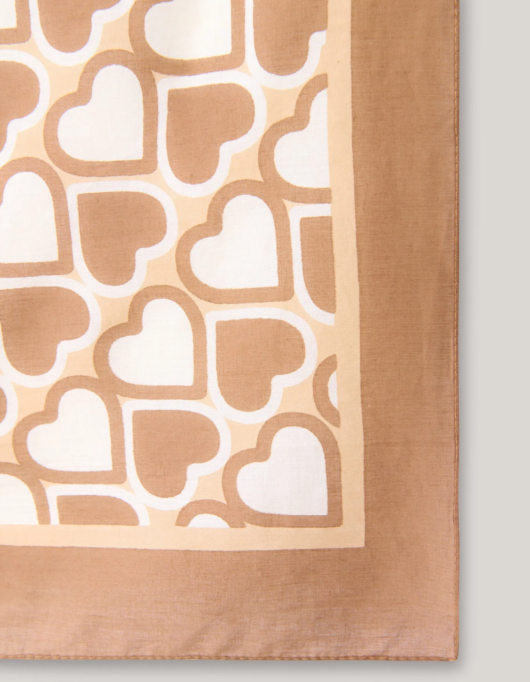 Shoeby Heart Printed Bandana Beige By Furmey<DAMES Overige Accessoires|Overige Accessoires