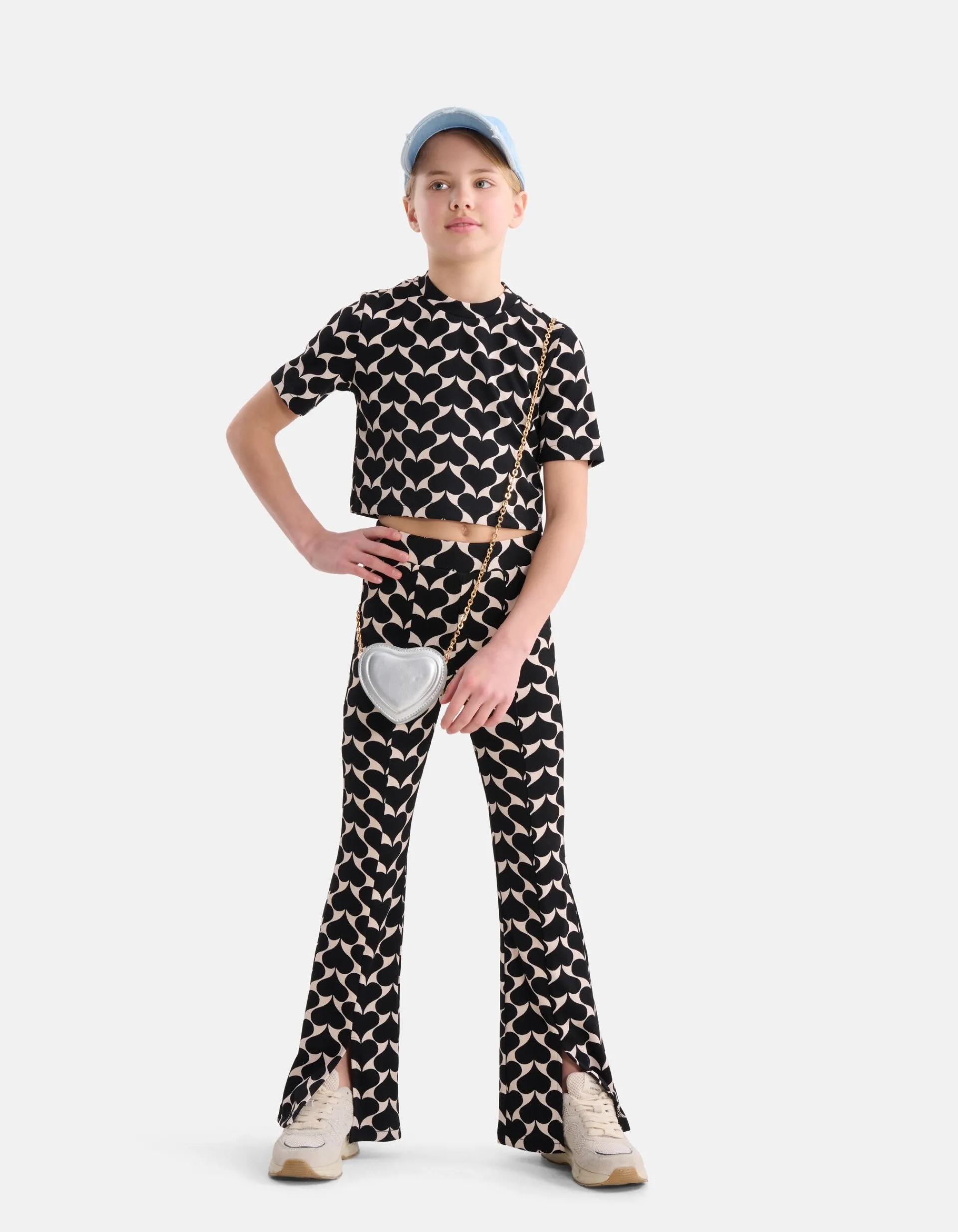 Shoeby Printed Heart Split Flair Broek Zwart< Broeken