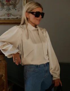Shoeby Satijnen Blouse Gebroken Wit By Lonneke<DAMES Blouses
