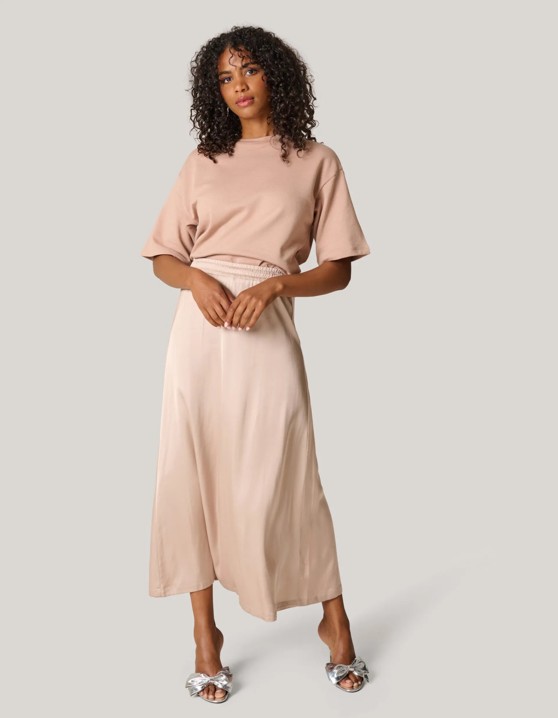 Shoeby Satijnen Maxi Rok Zand<DAMES Rokken