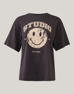 Shoeby Smiley Artwork T-shirt Donkergrijs<DAMES T-Shirts