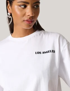 Shoeby Velvet Artwork T-Shirt Wit<DAMES T-Shirts